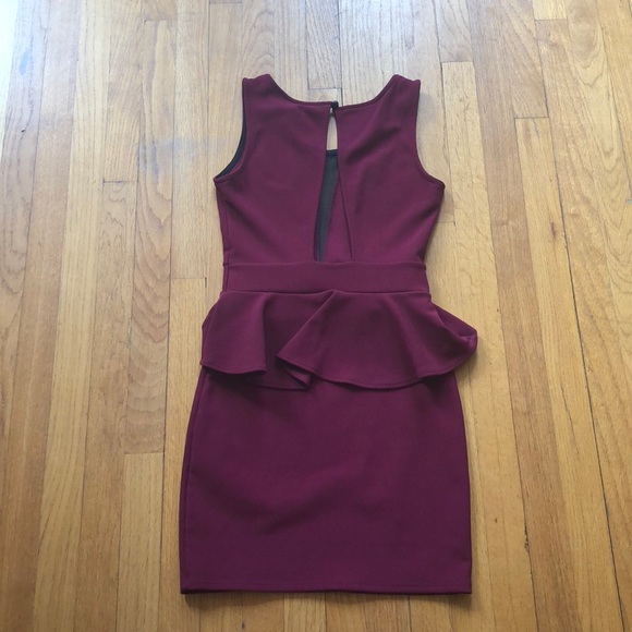 Dress - Picture 4 of 5